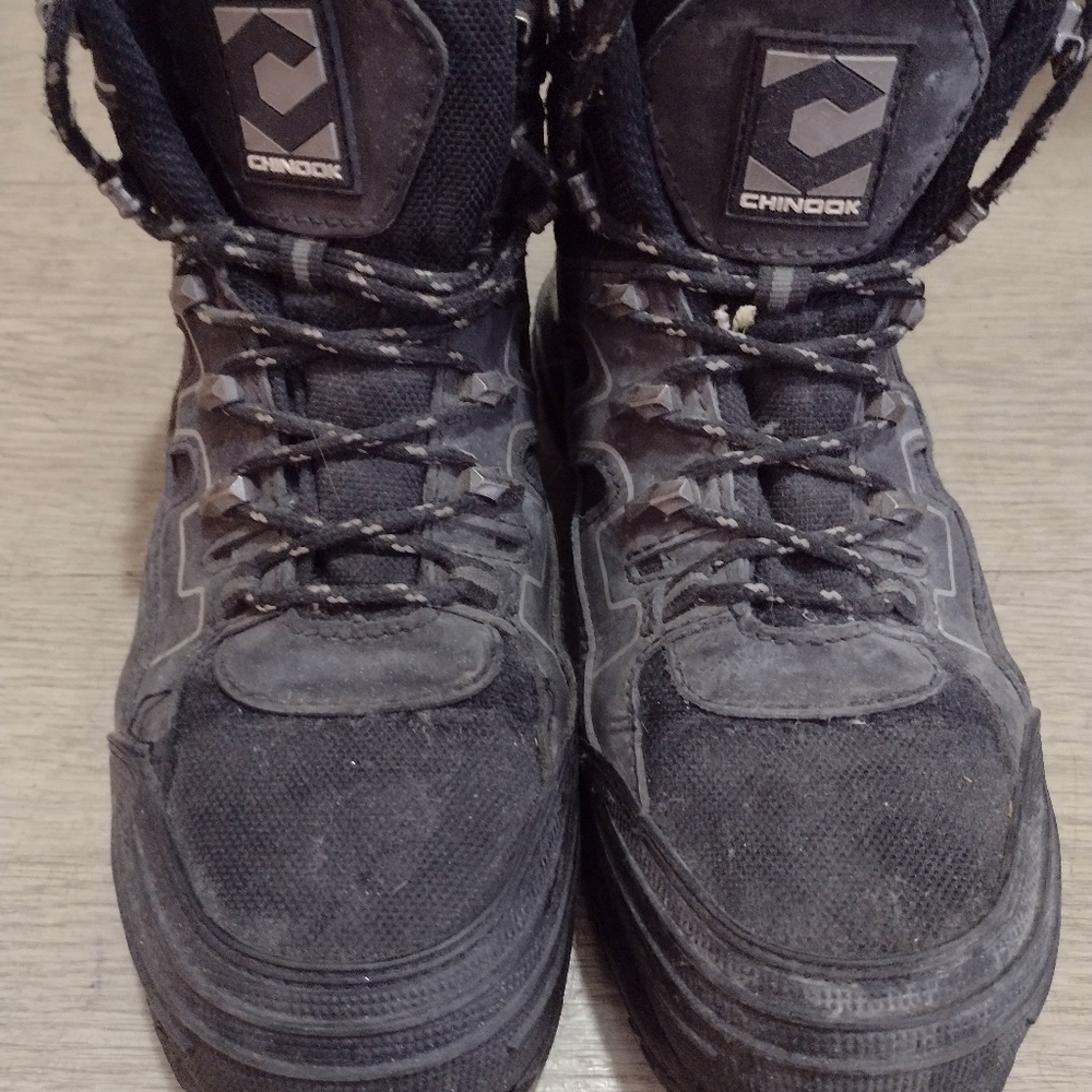 Chinook composite toe boots